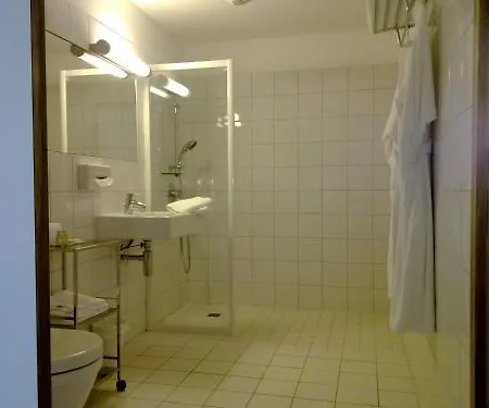 L'armateur 3*